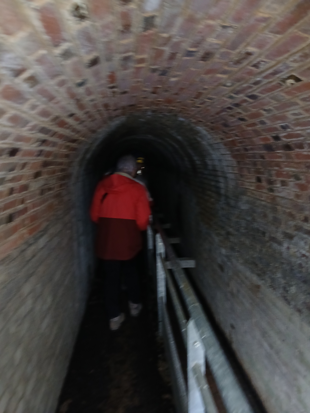 Viens faire un petit tour dans le tunnel