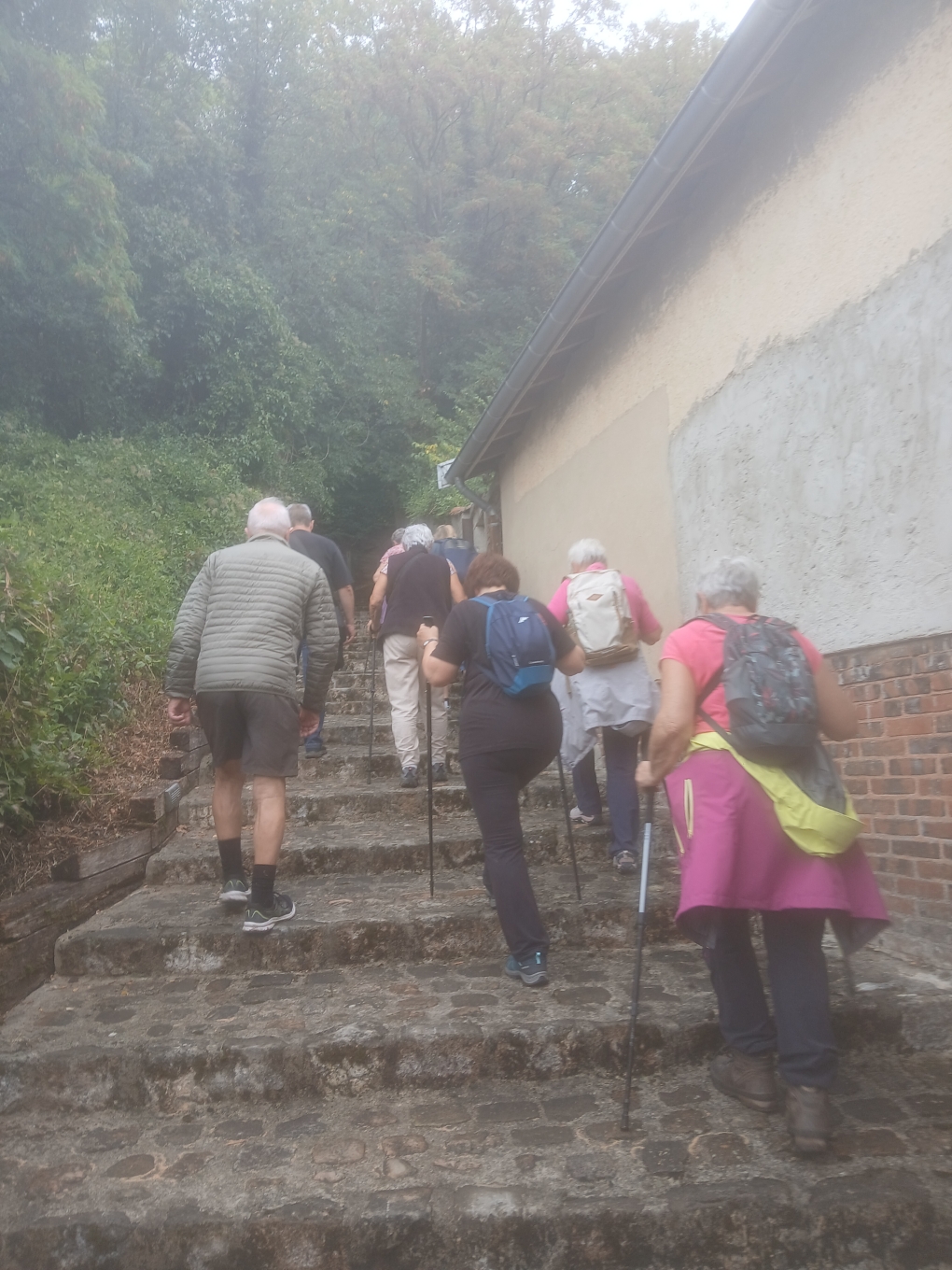 Rando du 20 aout Ste Menou place de guise