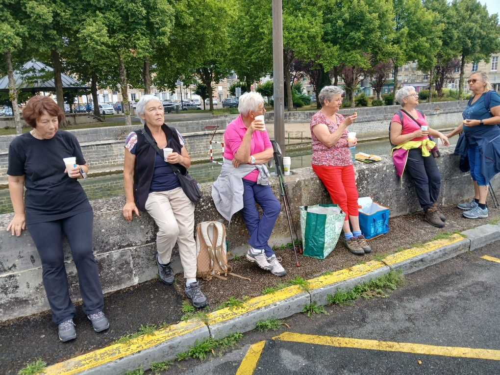 Rando du 20 aout Ste Menou place de guise