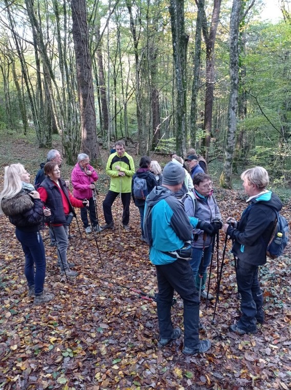 Belle rando. sous le soleil automnal